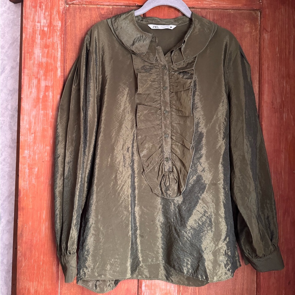 Zara woman’s Casual Olive Button-Down Shirt
